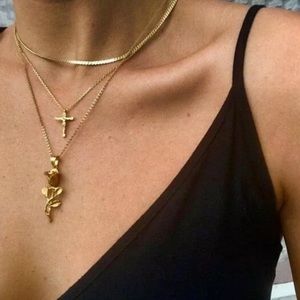 Gold Chain Cross Rose Choker